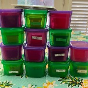 7 complete sets of Beachbody portion fix containers